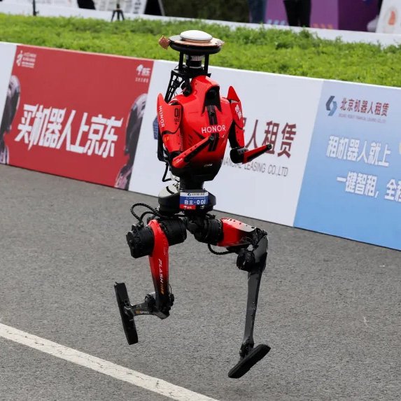 Robô humanoide bate recorde em meia maratona de Pequim ao completar 21 km em 50 minutos e superar marca humana, mostrando avanços impressionantes na robótica.